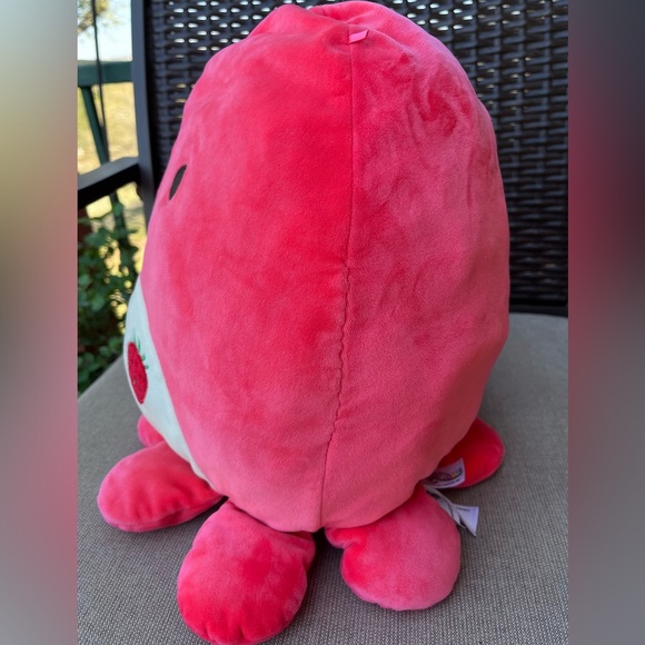EUC VTG/RARE Squishmallows Veronica, the Octopus with HTF Red Strawberry Patch - Picture 11 of 13